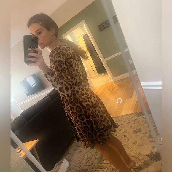 Cheetah dress - Picture 5 of 6